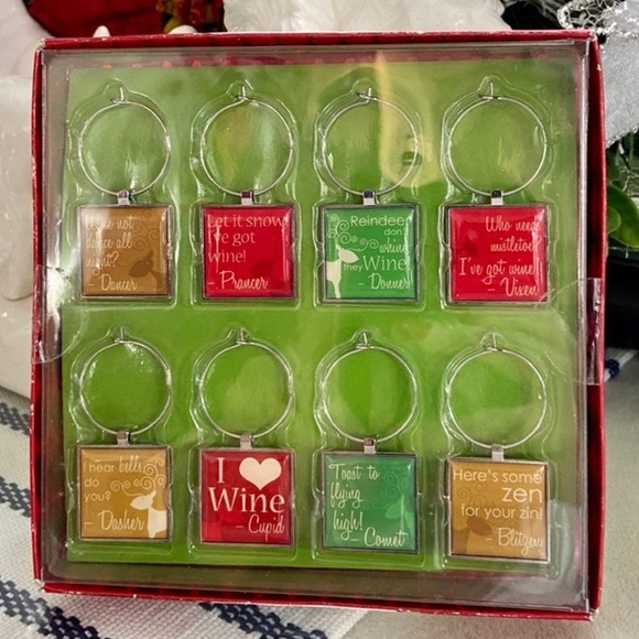 NEW* PIER ONE CHRISTMAS DRINK CHARMS